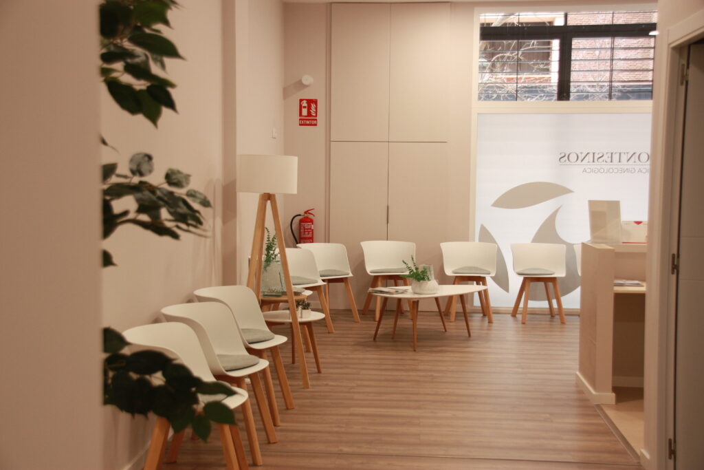 CLINICA MONTESINOS